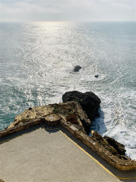 nazare canyon webcam portugal.